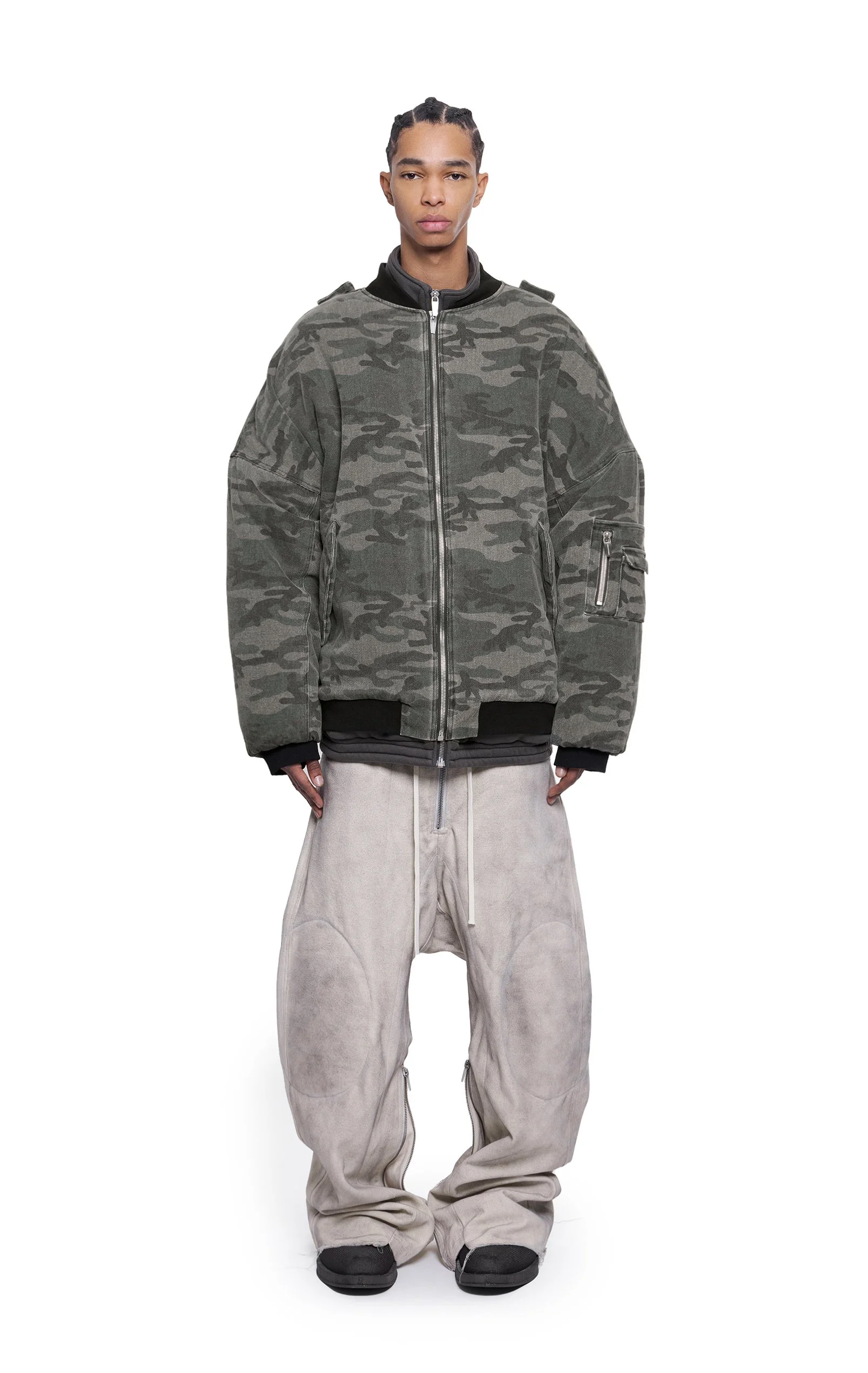 corteiz camo bomber jacketM